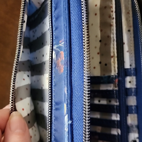 LUG Handspring Wristlet Blue Bouquet Convertible Wallet New - Picture 5 of 9